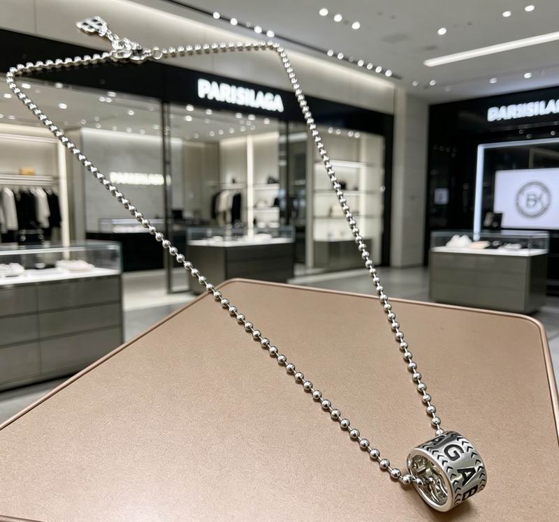 Balenciaga Necklace 06yxs67